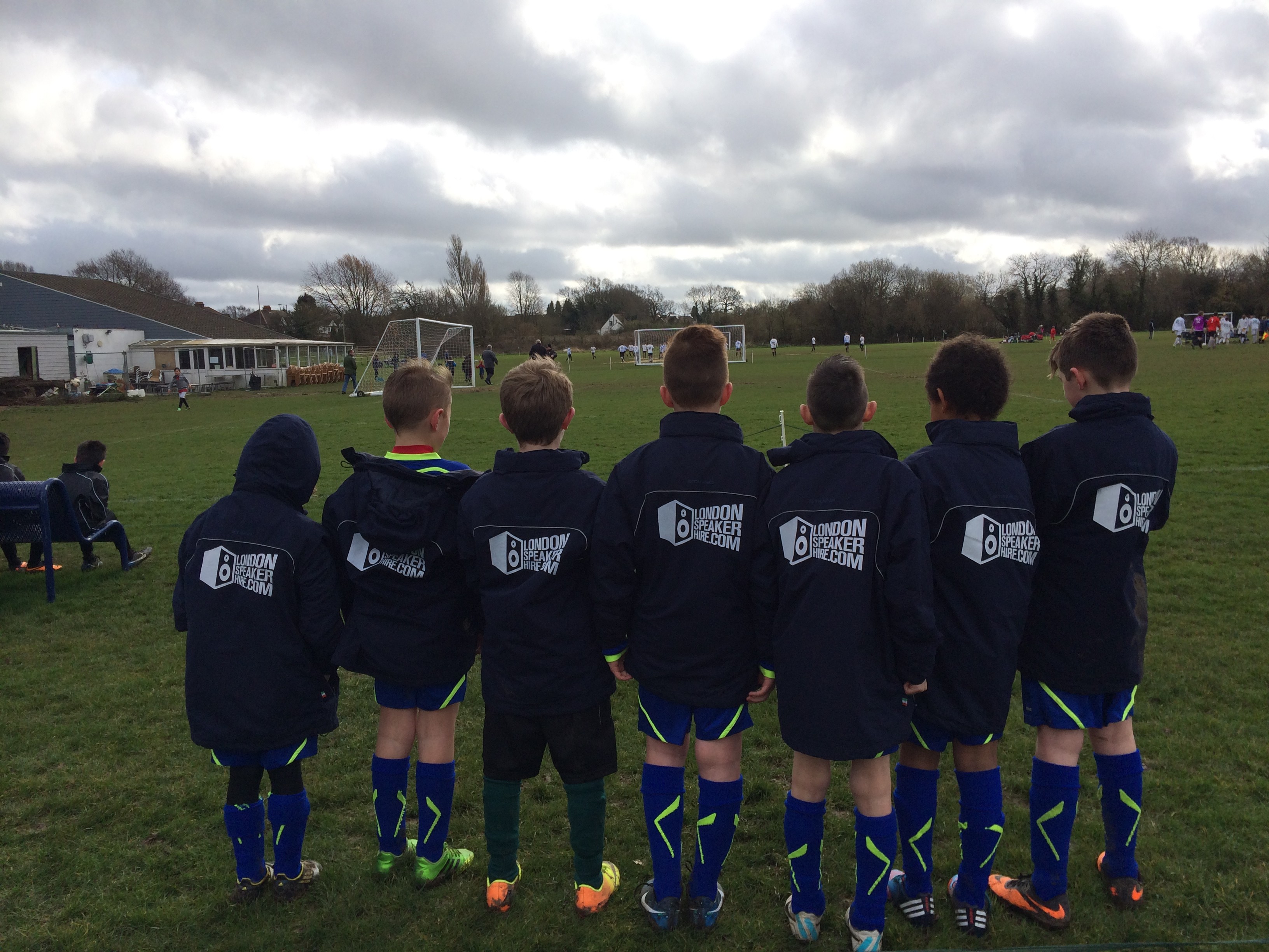 London Speaker Hire - Proudly Sponsor Hamsey Rangers Juniors Football Club